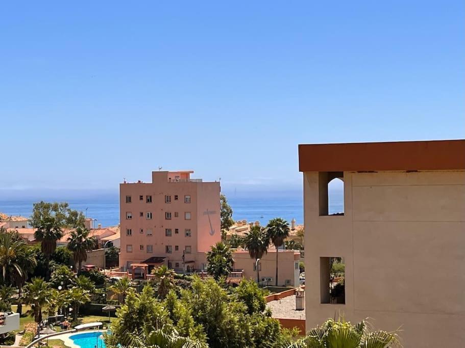 Benalmadena Costa Malaga Apartamento Muy Acogedor Con Vistas Al Mar Terraza Gigante Para Verano E Invierno Parking Esterno foto