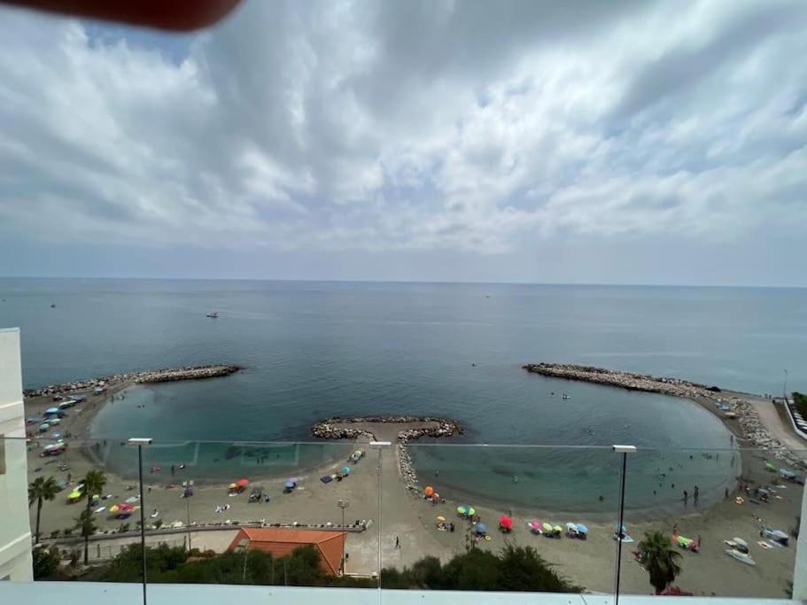 Benalmadena Costa Malaga Apartamento Muy Acogedor Con Vistas Al Mar Terraza Gigante Para Verano E Invierno Parking Esterno foto