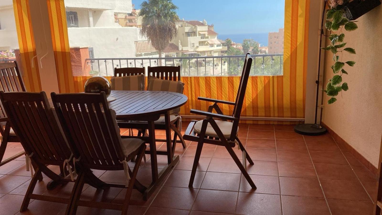 Benalmadena Costa Malaga Apartamento Muy Acogedor Con Vistas Al Mar Terraza Gigante Para Verano E Invierno Parking Esterno foto